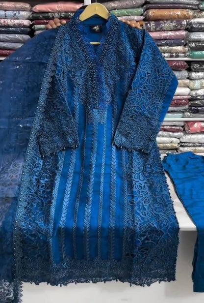 Women Embroidered 3 Piece Suit